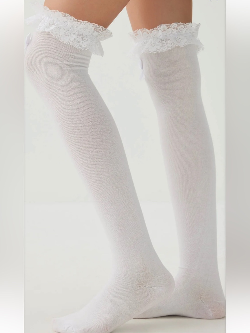 White Lace-Top Thigh High Socks with Bow